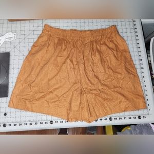 Universal Standard Linen Shorts